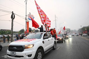 CĐV hâm nóng trận Việt Nam - Singapore